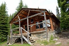 07 Hargreaves Shelter On Berg Trail Between Robson Pass And Berg Lake.jpg